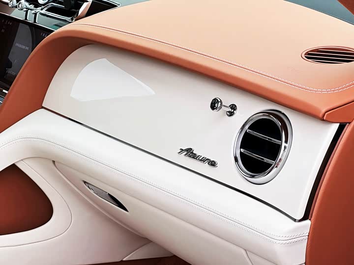 Bentley Bentayga 2023 2023款 4.0T V8 雅度版