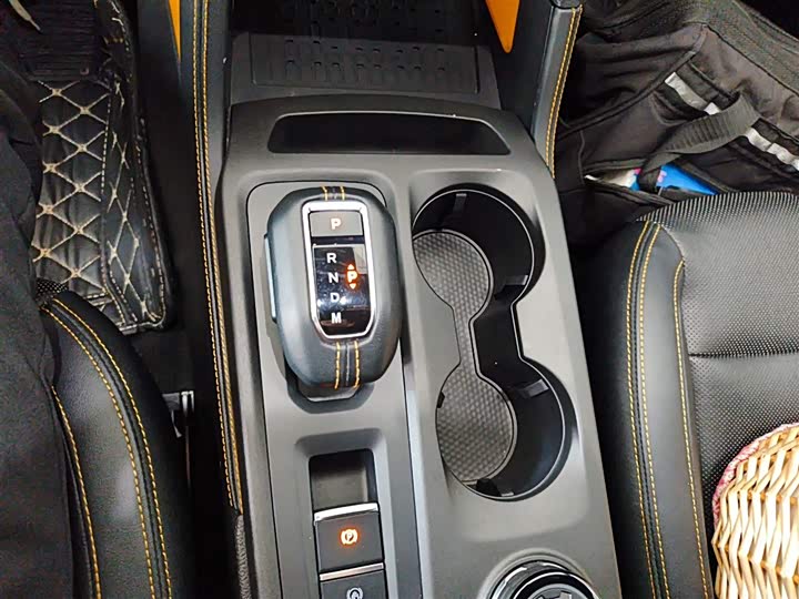 Ford Ranger 2023 2023款 野地四驱自动版 汽油