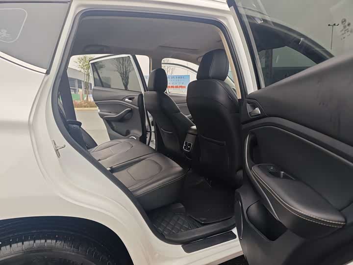 BYD Song 2021 2021款 经典版 1.5T 自动豪华型