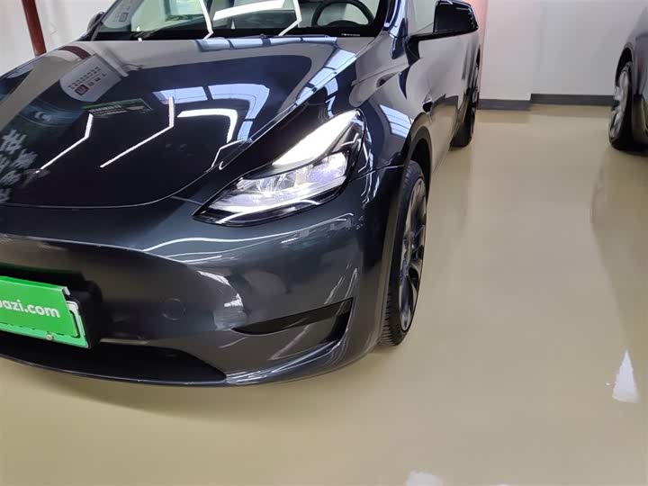 Tesla Model Y 2024 2024款 后轮驱动版