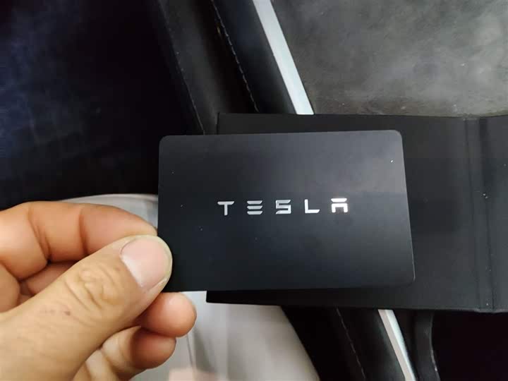 Tesla Model Y 2024 2024款 后轮驱动版