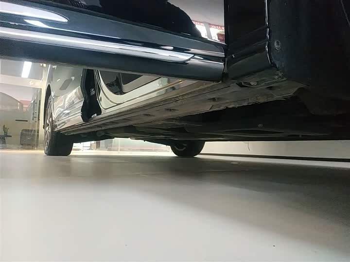 Hongqi HQ9 2023 2023款 2.0T 智联旗享版