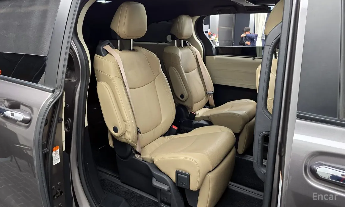 Toyota Sienna 2020 2.5 Hybrid 2WD