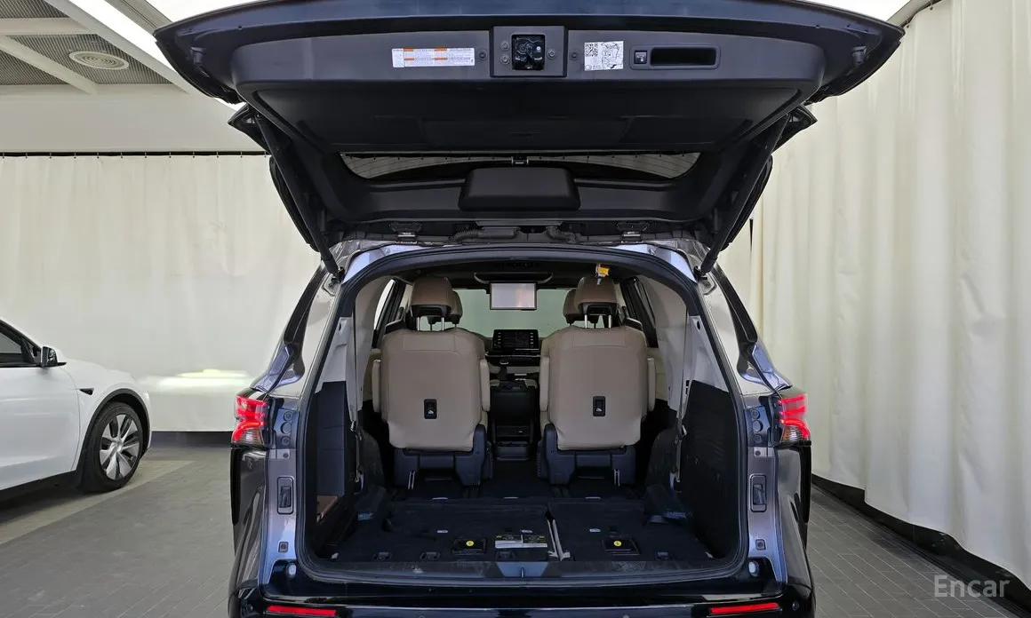 Toyota Sienna 2020 2.5 Hybrid 2WD