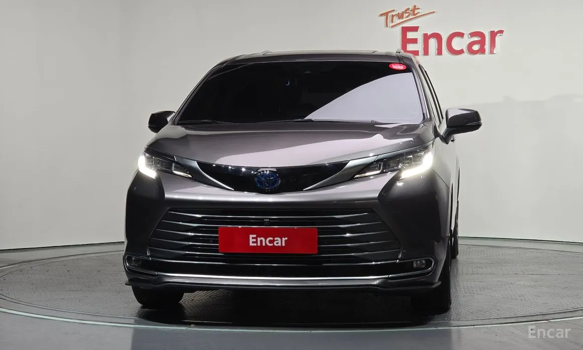 Toyota Sienna 2020 2.5 Hybrid 2WD