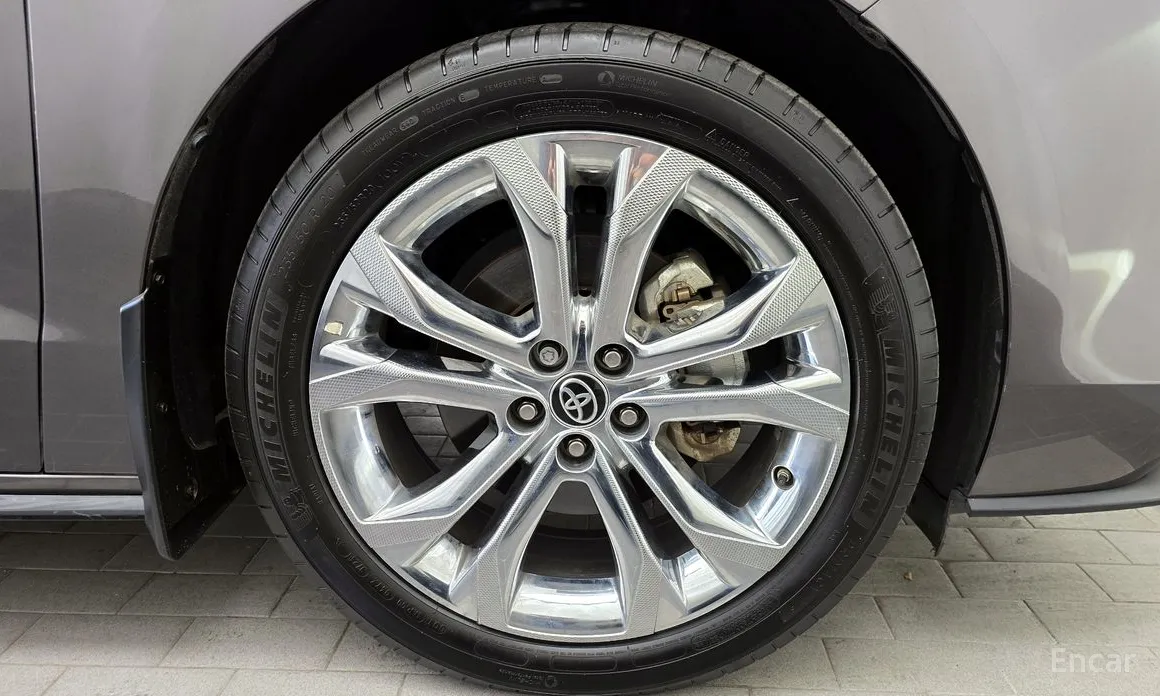 Toyota Sienna 2020 2.5 Hybrid 2WD