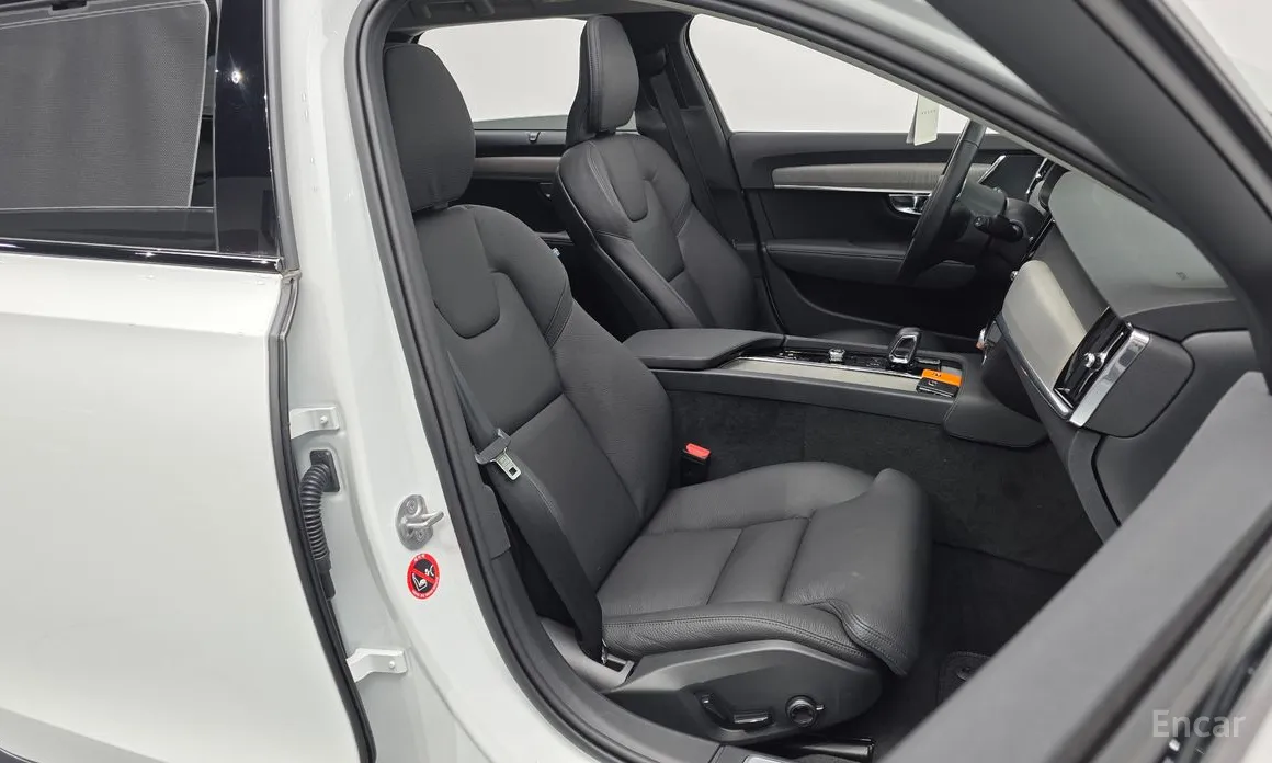 Volvo V90 2017 B5 Plus AWD