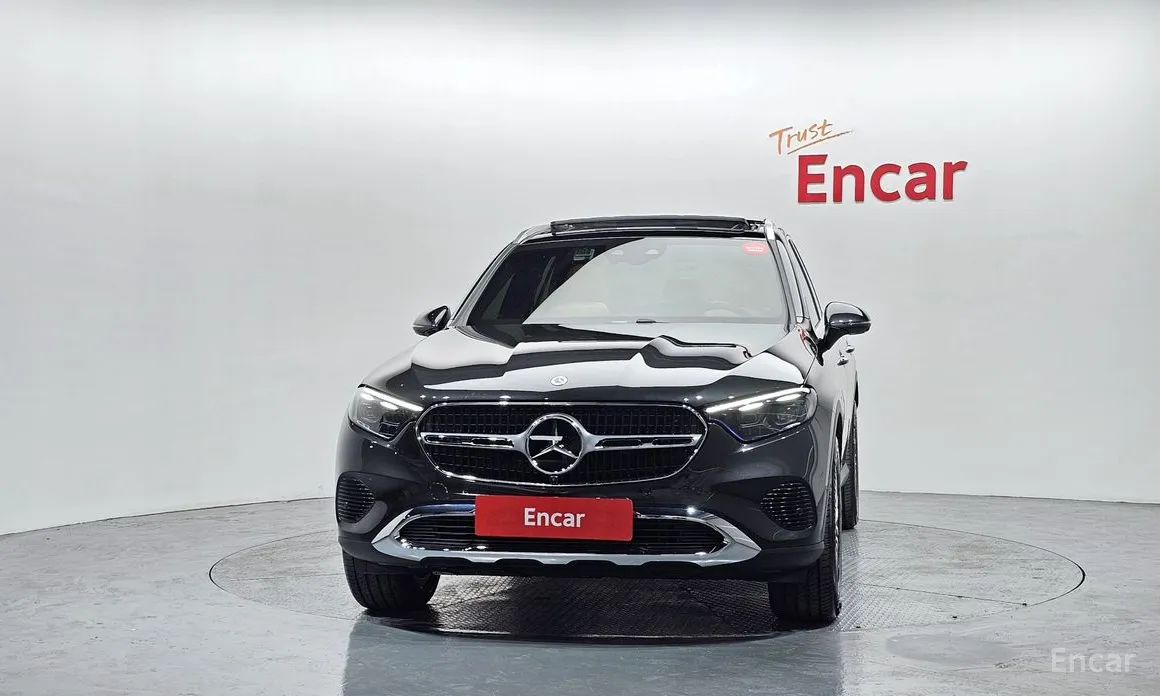 Mercedes-Benz GLC-Class 2023 GLC 300 4MATIC Avantgarde