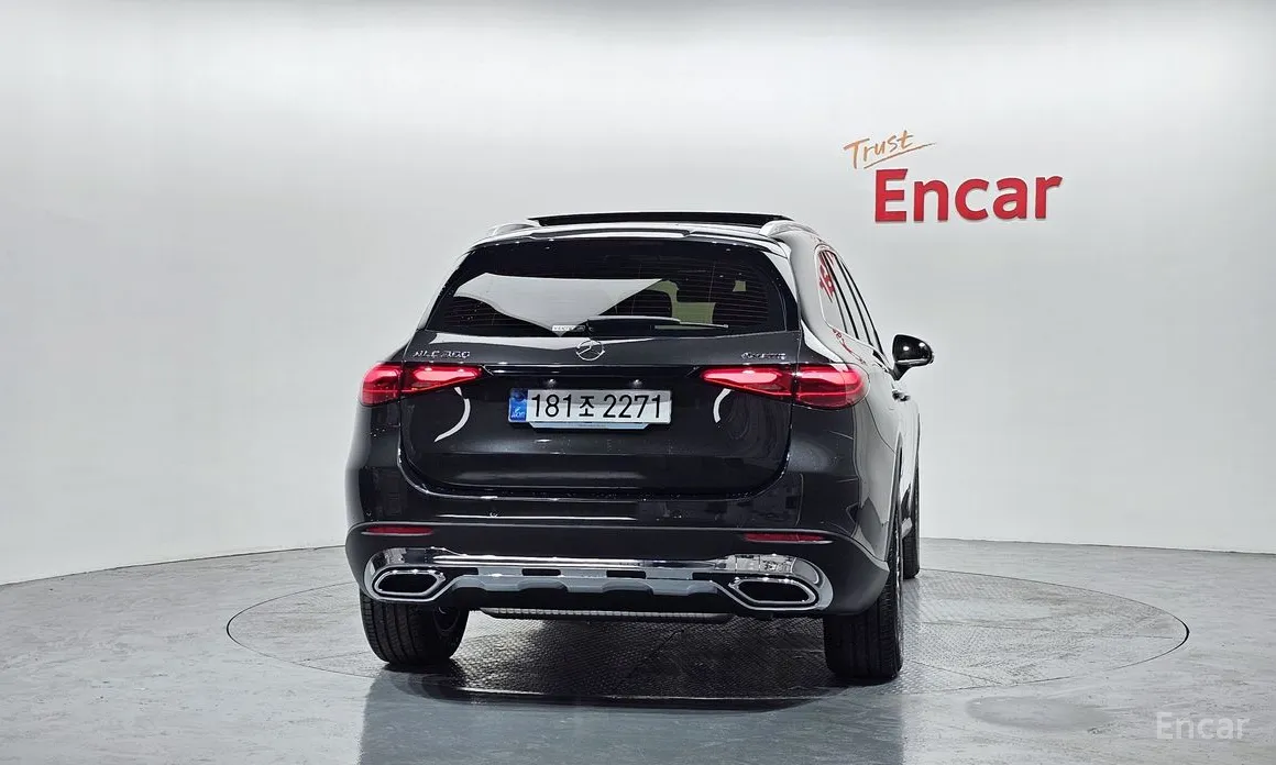 Mercedes-Benz GLC-Class 2023 GLC 300 4MATIC Avantgarde