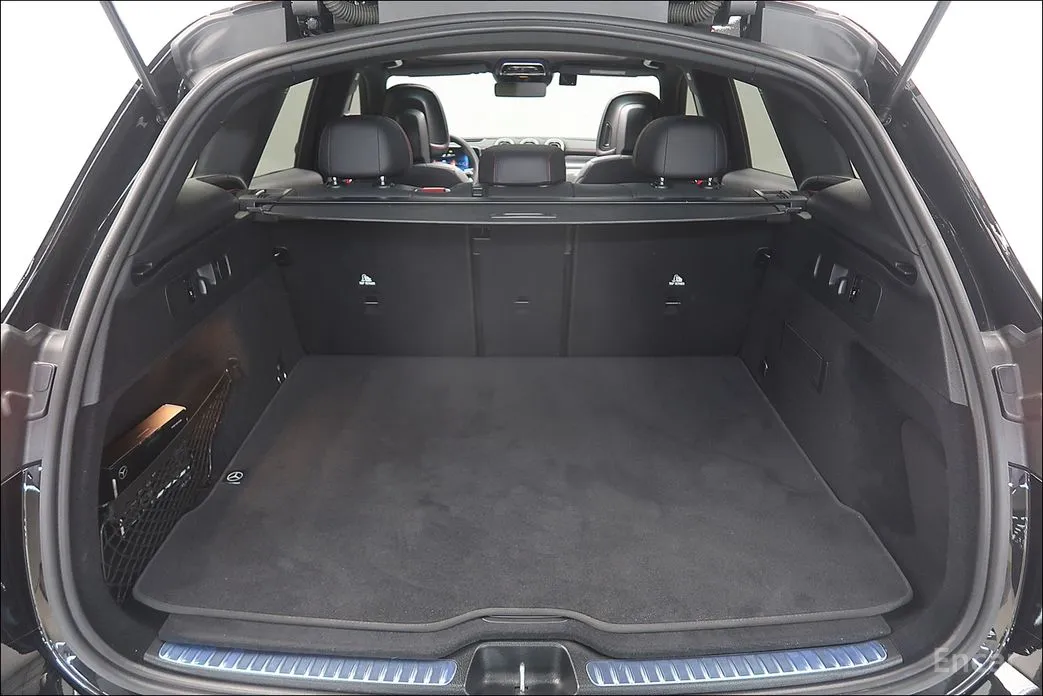 Mercedes-Benz GLC-Class 2023 AMG GLC43 4MATIC