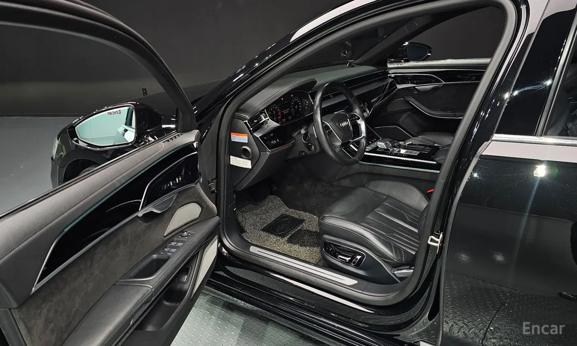 Audi A8 2018 55 TFSI Quattro LWB