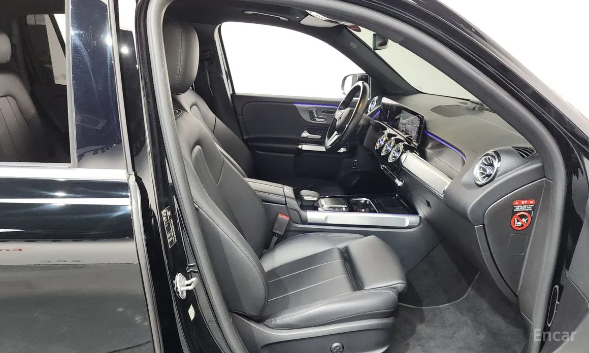 Mercedes-Benz GLB-Class 2020 GLB220