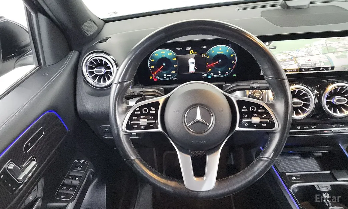 Mercedes-Benz GLB-Class 2020 GLB220