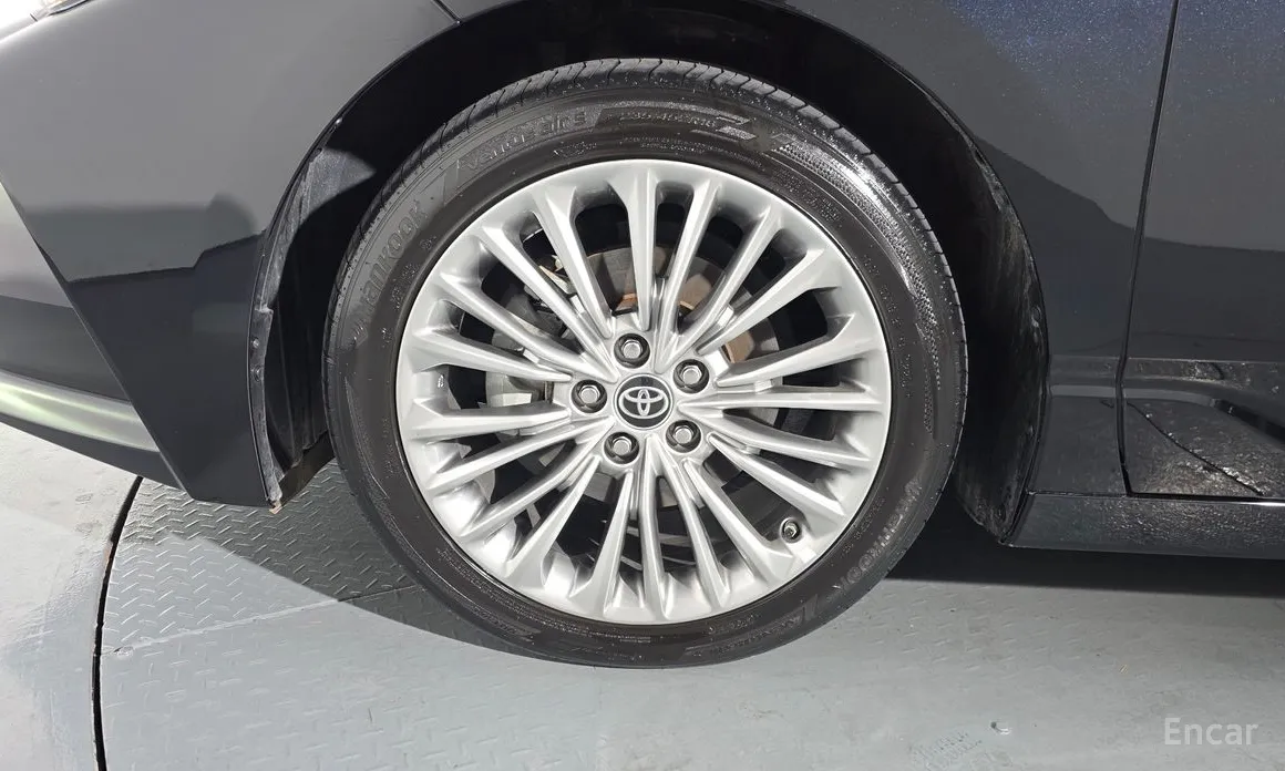 Toyota Avalon 2018 2.5 Hybrid