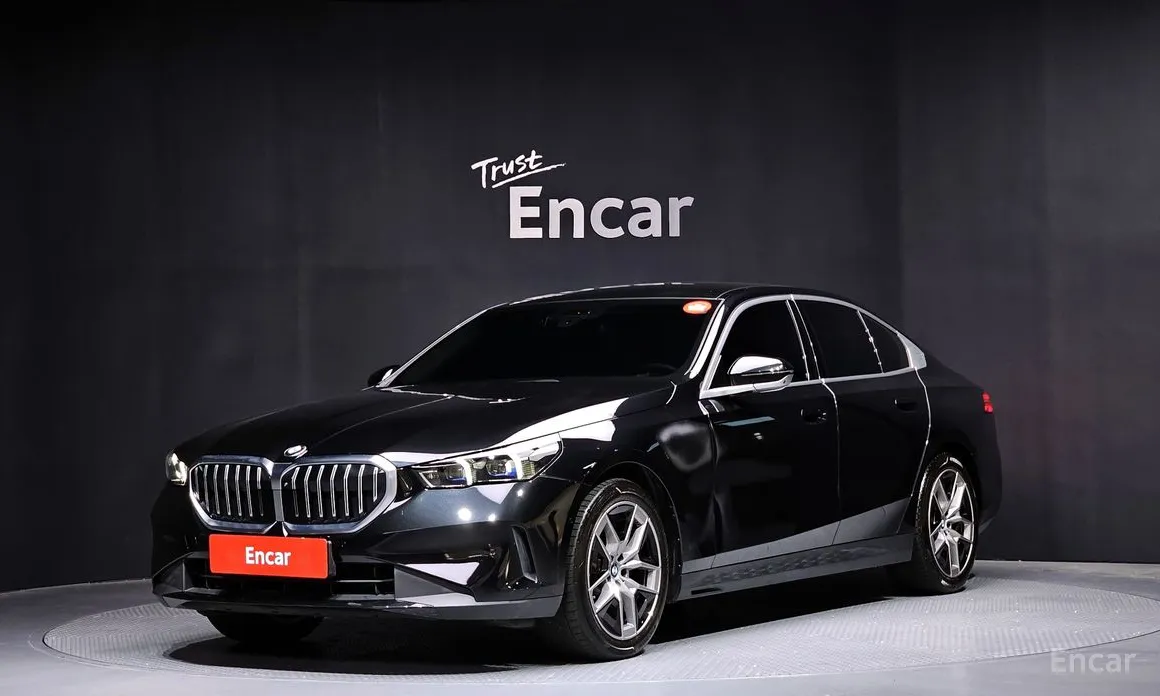 BMW 5 Series 2023 520i