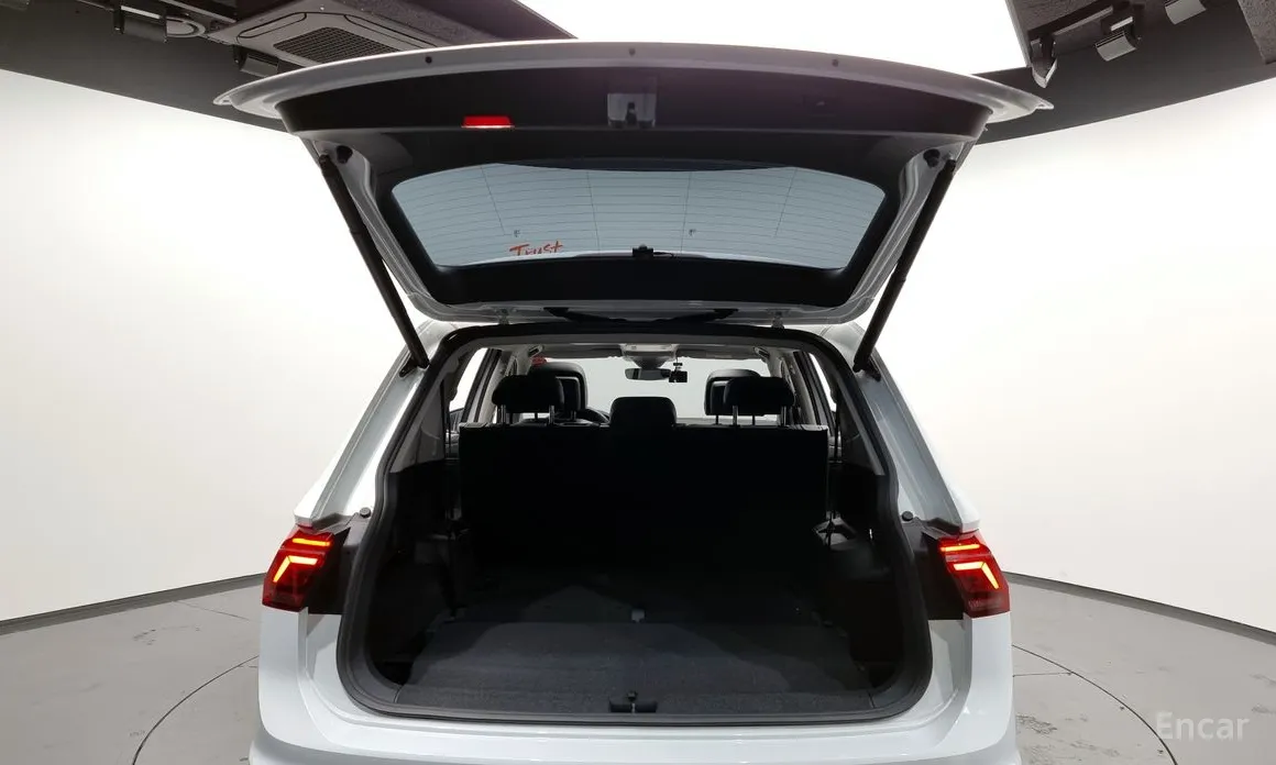 Volkswagen Tiguan 2018 2.0 TSI Prestige