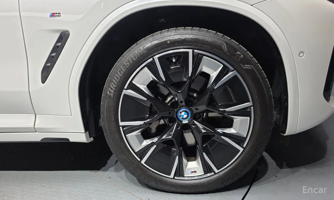 BMW iX3 2021 M Sports