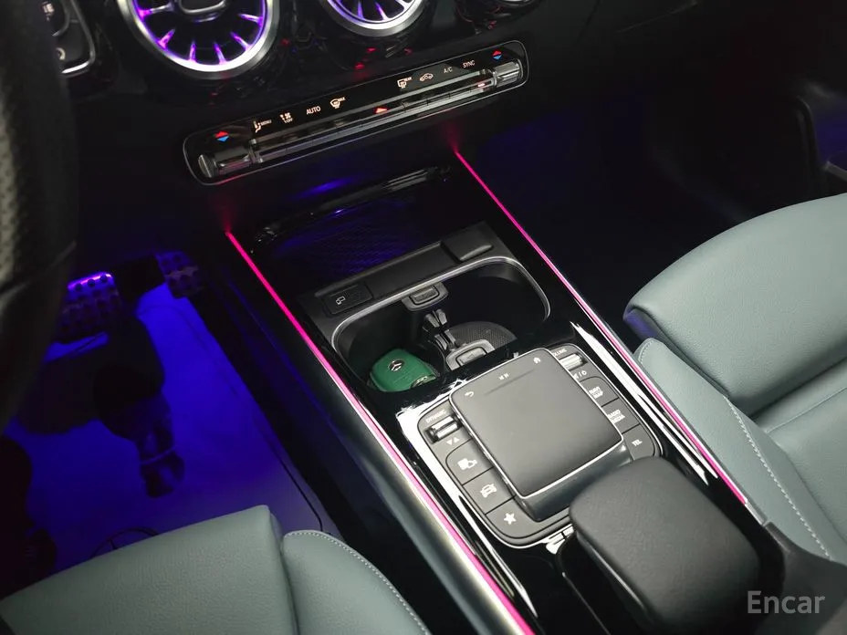 Mercedes-Benz GLA-Class 2020 GLA250 4MATIC