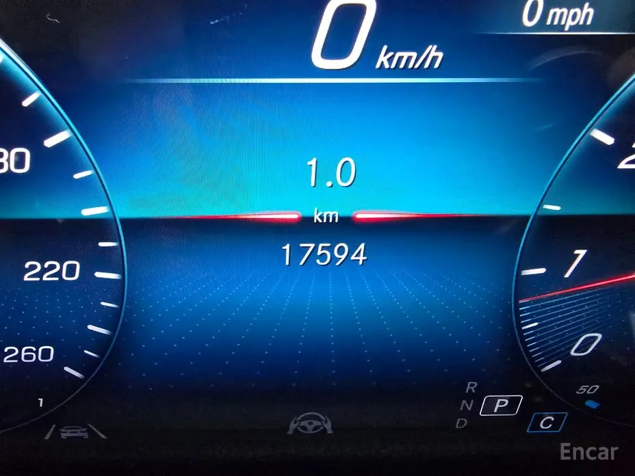 Mercedes-Benz GLA-Class 2020 GLA250 4MATIC