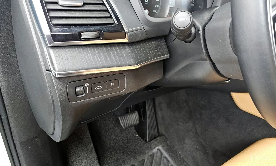 Volvo XC90 2016 T8 Ultimate Bright Hybrid