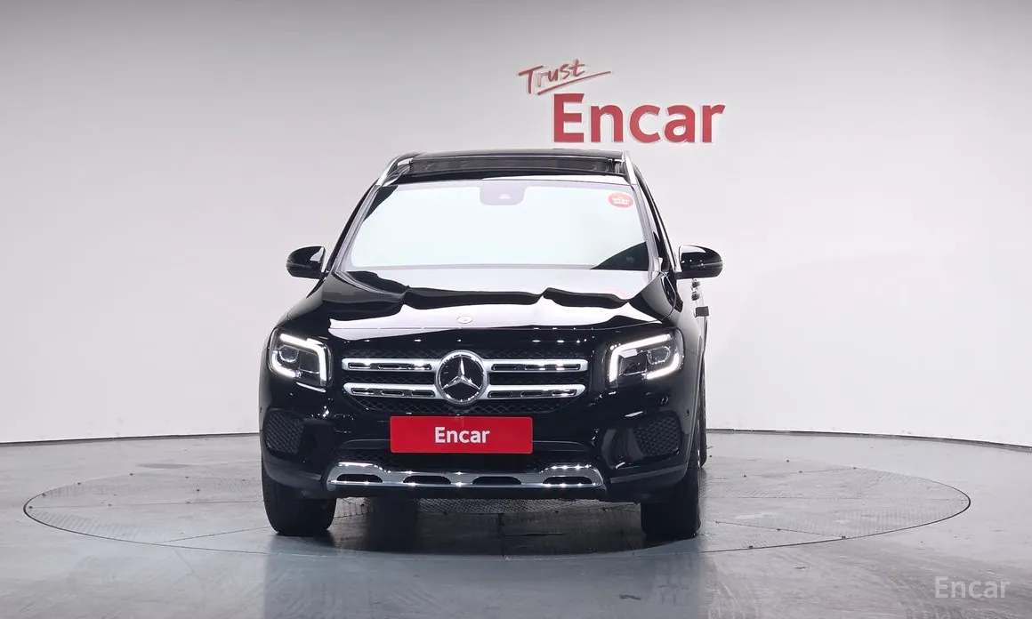Mercedes-Benz GLB-Class 2020 GLB220