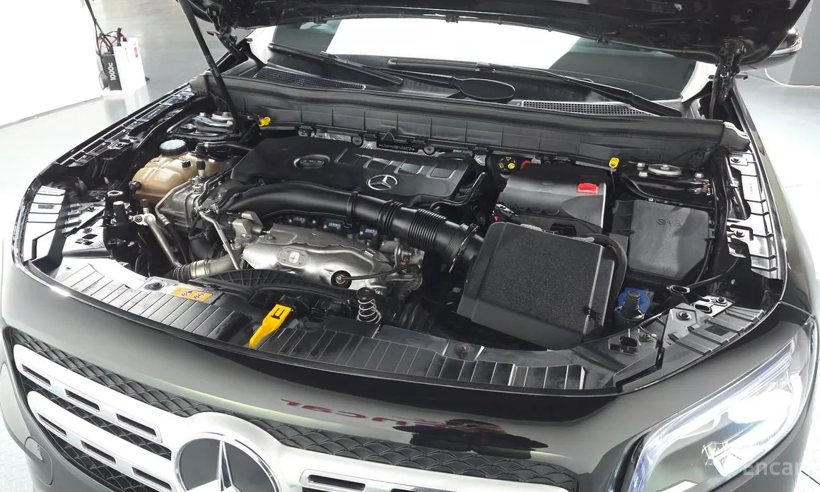 Mercedes-Benz GLB-Class 2020 GLB220