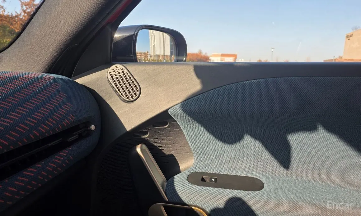 Mini Aceman 2025 SE Favoured