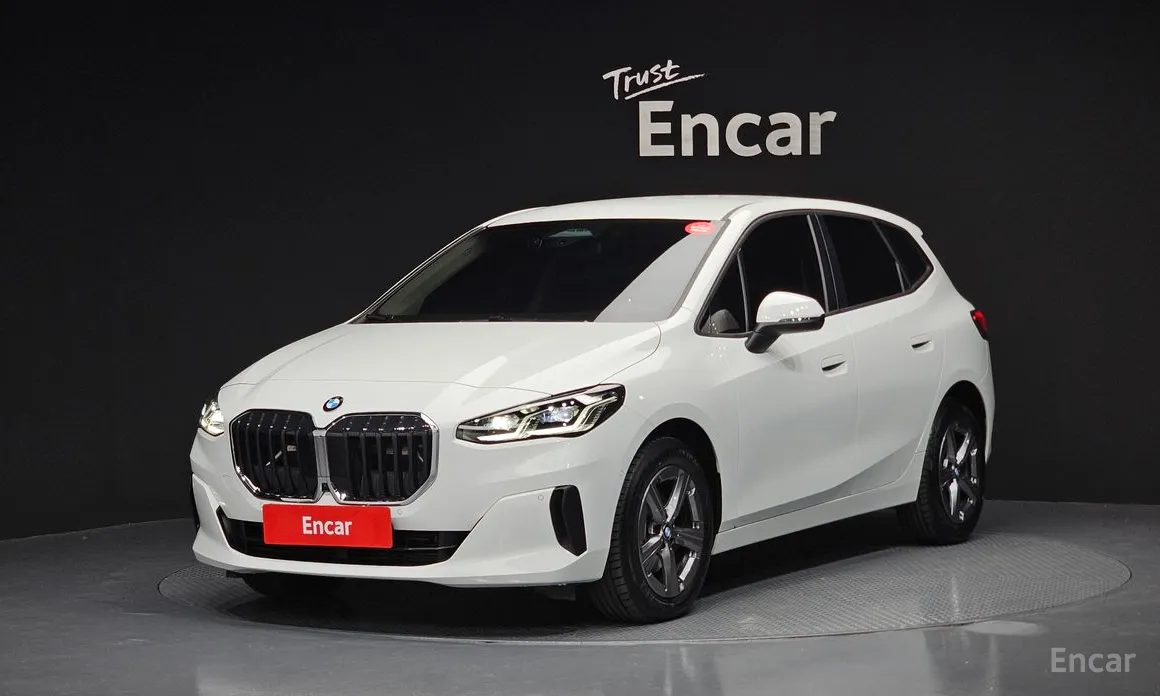 BMW 2 Series 2022 220i Advantage