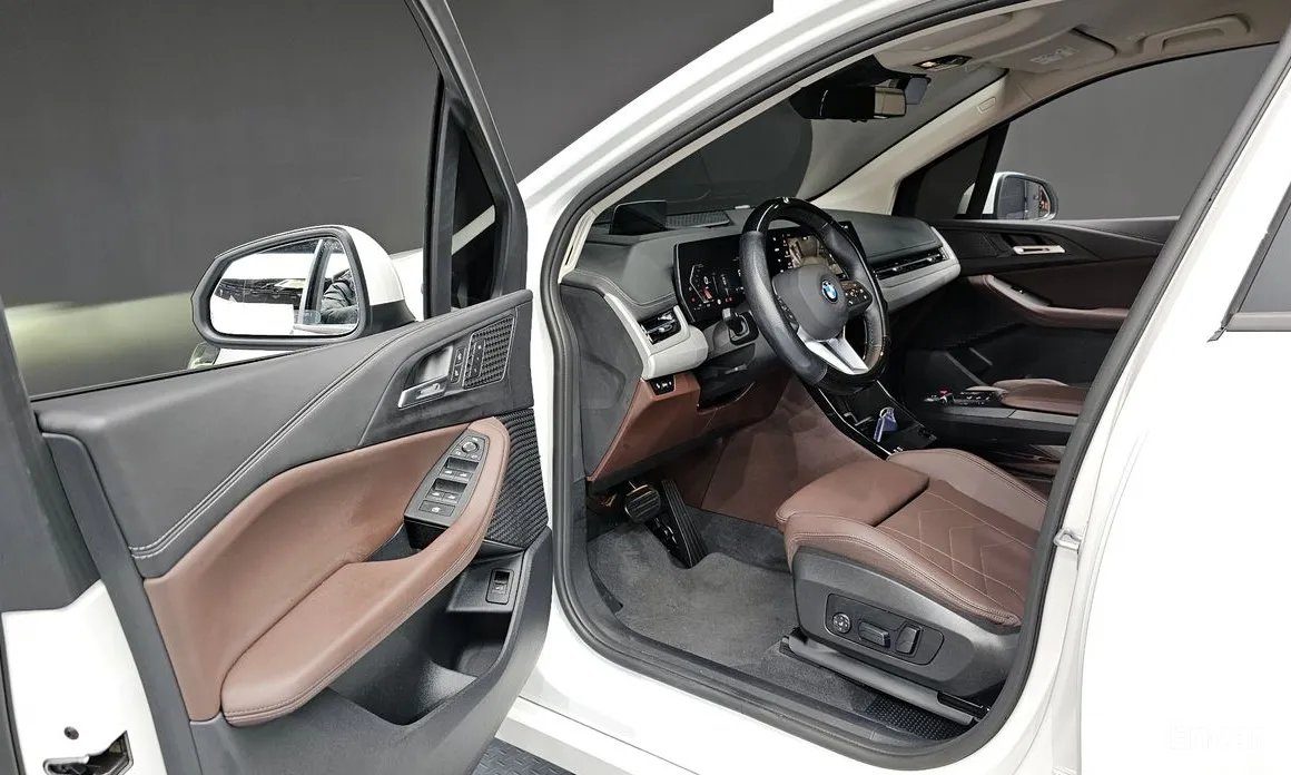 BMW 2 Series 2022 220i Advantage