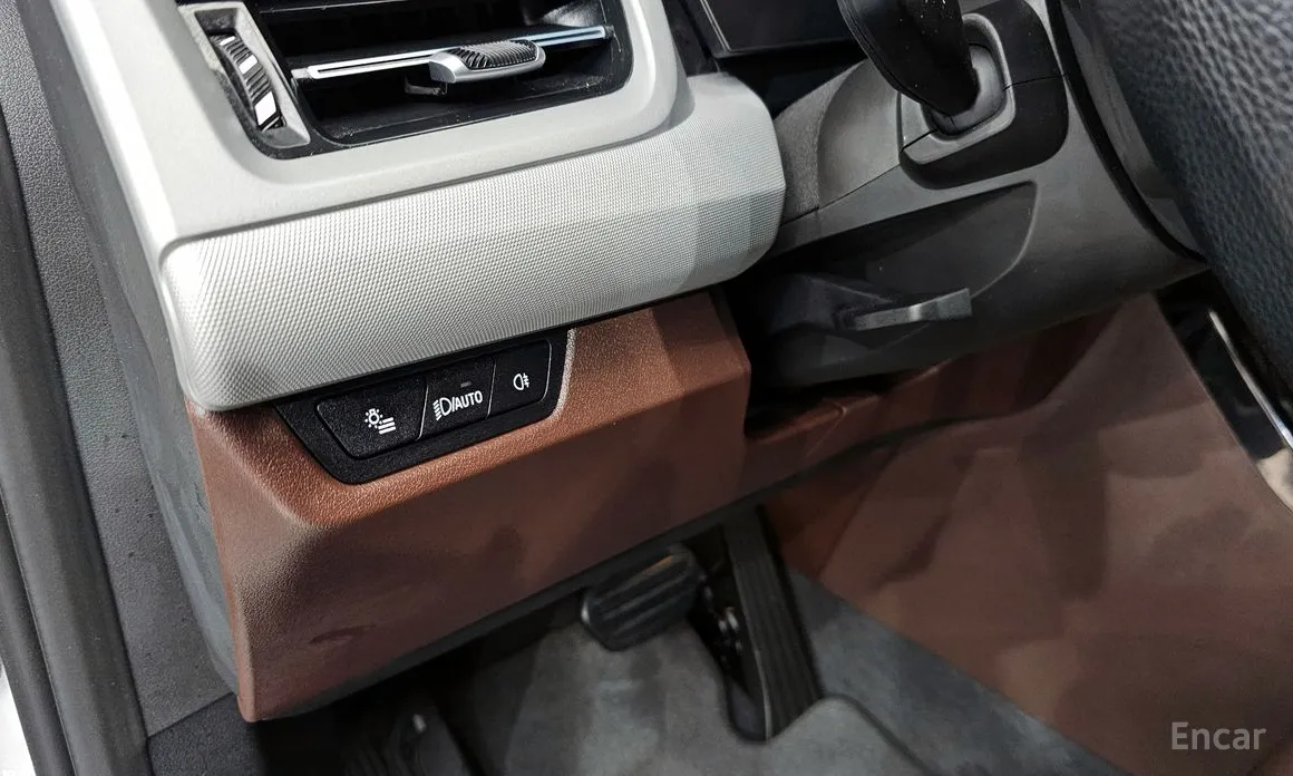 BMW 2 Series 2022 220i Advantage