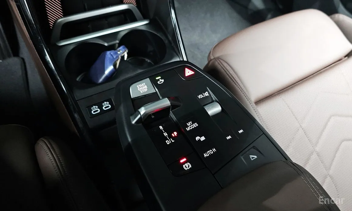 BMW 2 Series 2022 220i Advantage