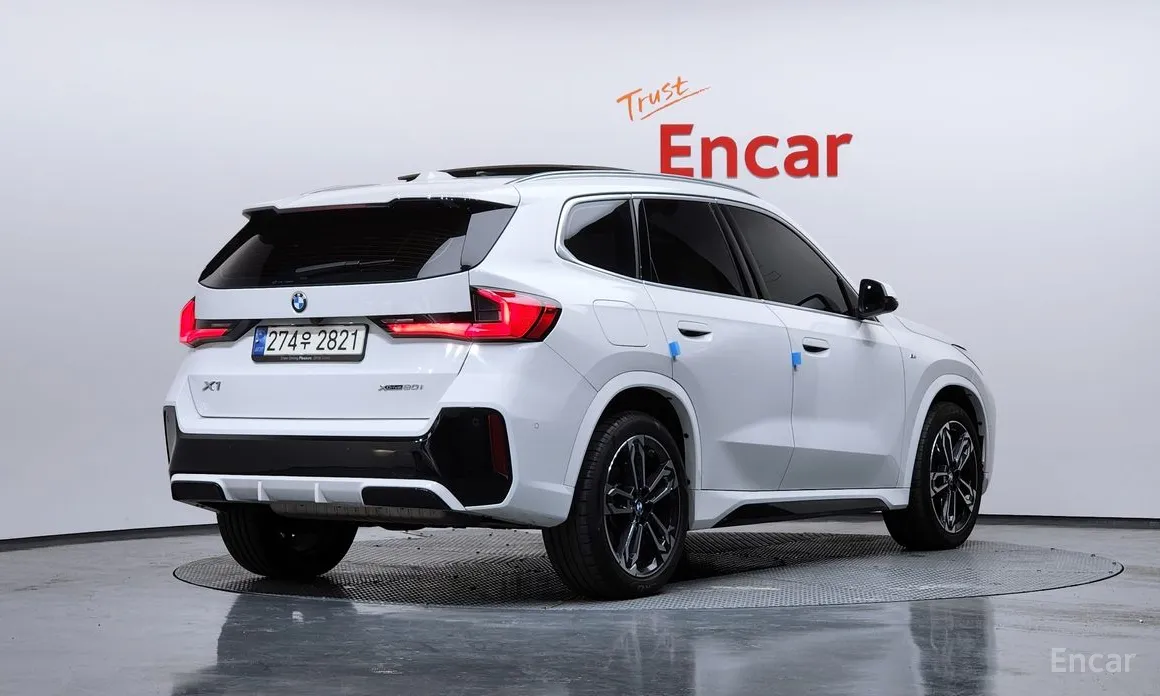 BMW X1 2023 xDrive 20i M Sport