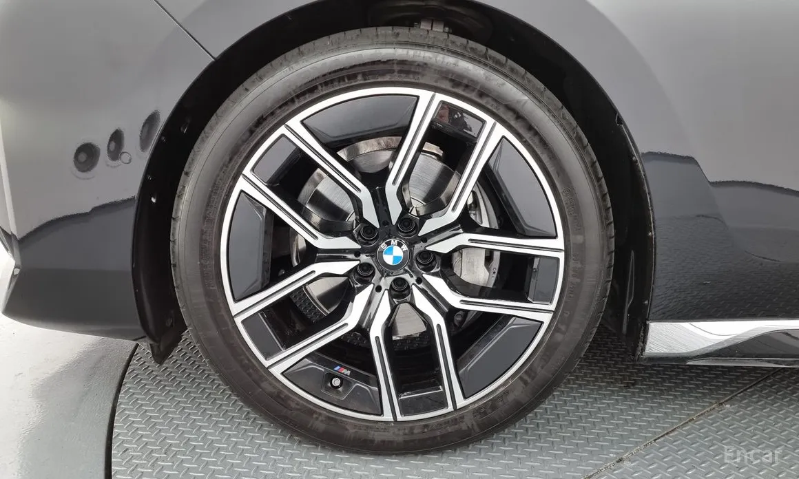 BMW 7 Series 2022 740d xDrive M Sport