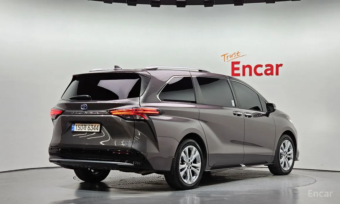 Toyota Sienna 2020 2.5 Hybrid 2WD