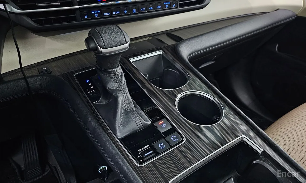 Toyota Sienna 2020 2.5 Hybrid 2WD