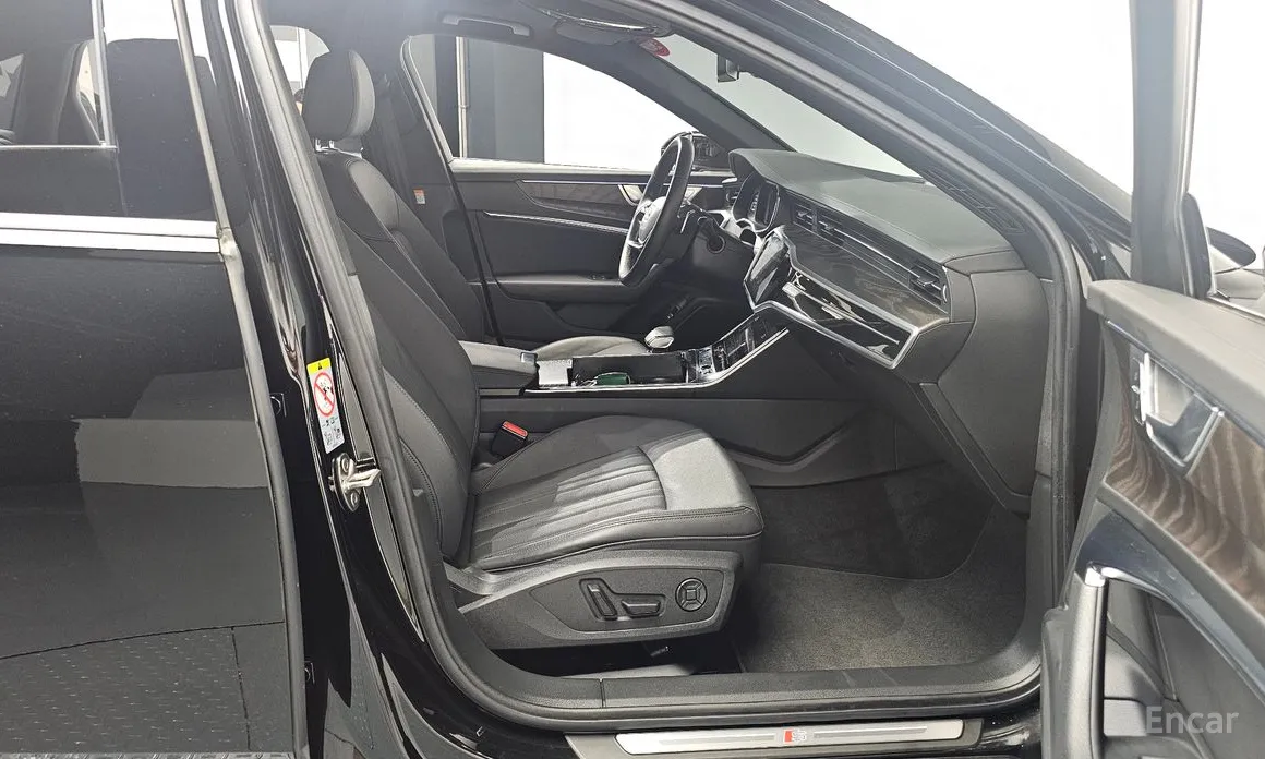 Audi A6 2019 45 TFSI Quattro Premium