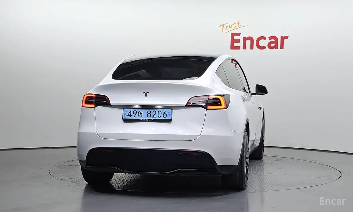 2020 Tesla Model Y