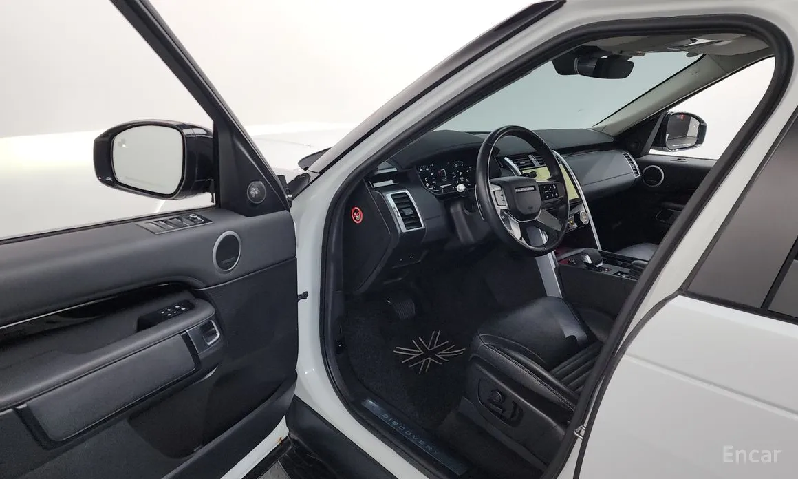 Land Rover Discovery 2017 D250 SE