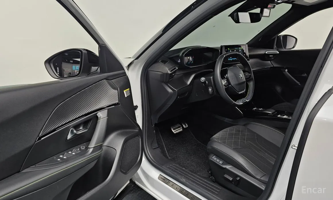 Peugeot 2008 2020 EV GT