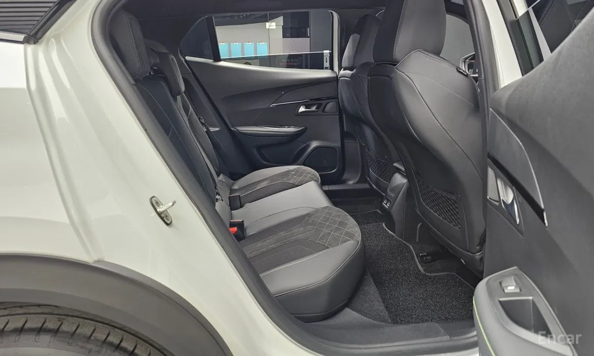 Peugeot 2008 2020 EV GT