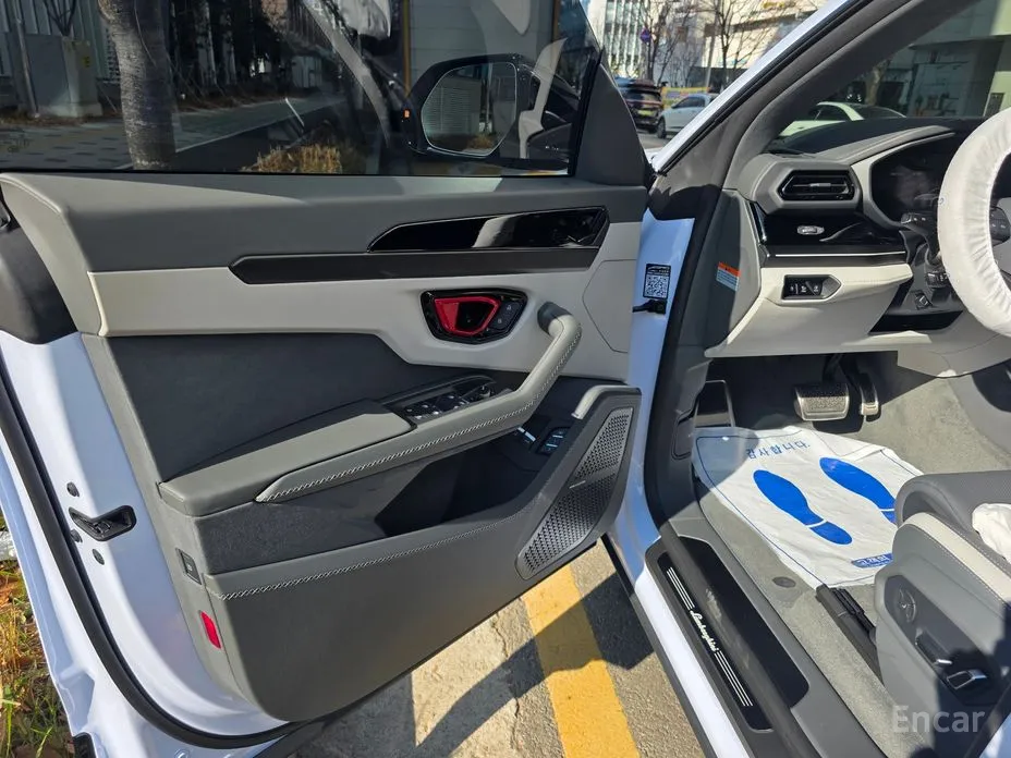 Lamborghini Urus 2018 4.0 V8 SE