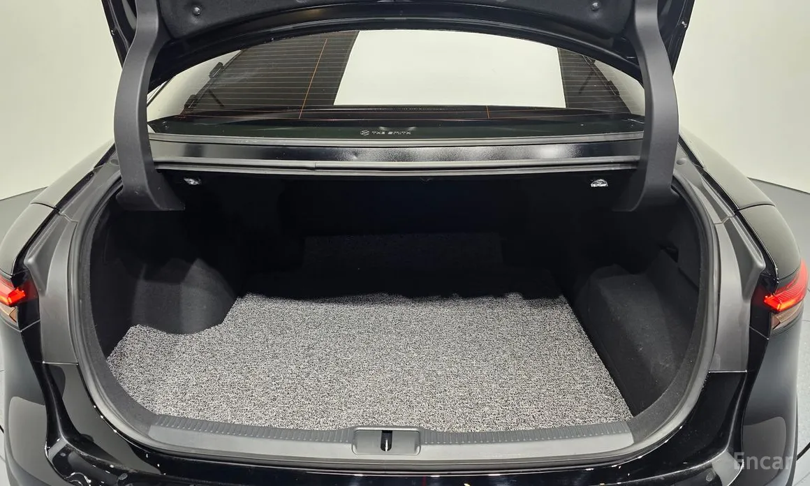 Toyota Crown 2023 2.5 4WD Hybrid