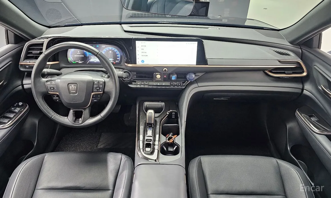 Toyota Crown 2023 2.5 4WD Hybrid