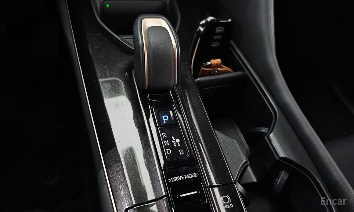 Toyota Crown 2023 2.5 4WD Hybrid