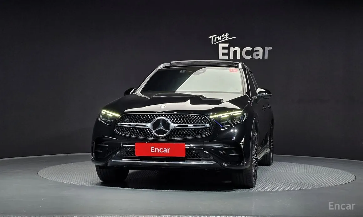 Mercedes-Benz GLC-Class 2023 GLC300 4MATIC AMG Line