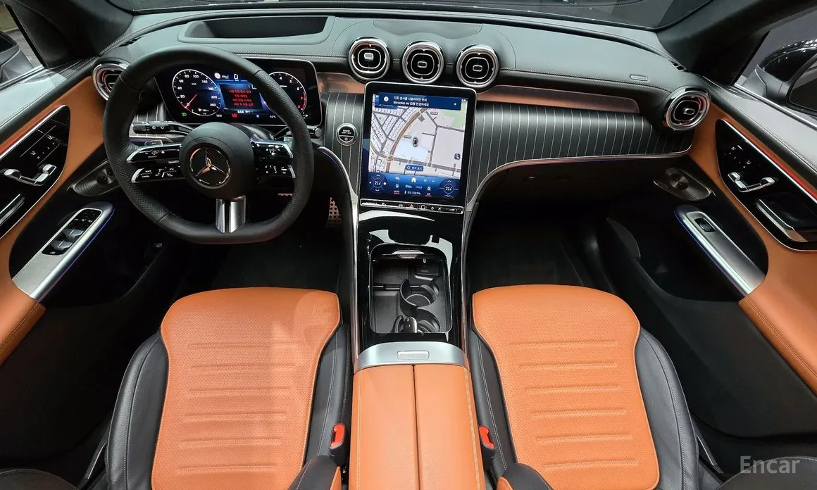 Mercedes-Benz GLC-Class 2023 GLC300 4MATIC AMG Line