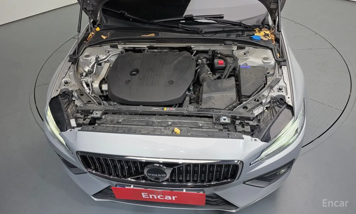 Volvo S60 2019 B5 Ultimate Bright