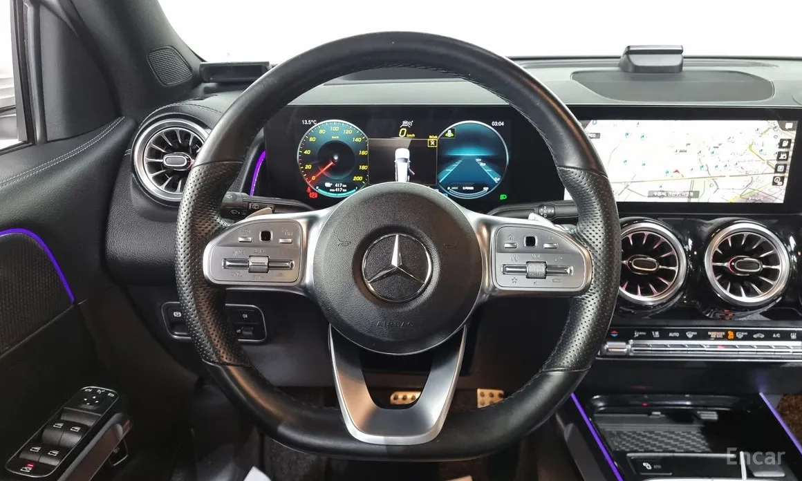 Mercedes-Benz EQB 2022 EQB300 4MATIC AMG Line