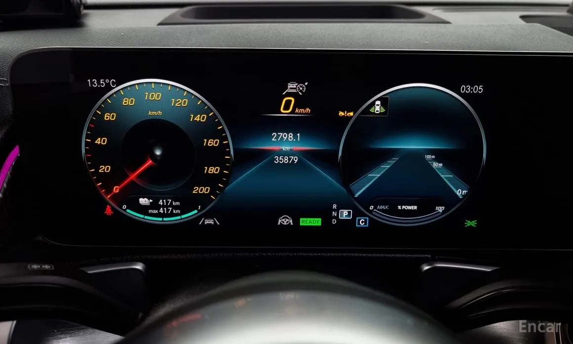 Mercedes-Benz EQB 2022 EQB300 4MATIC AMG Line