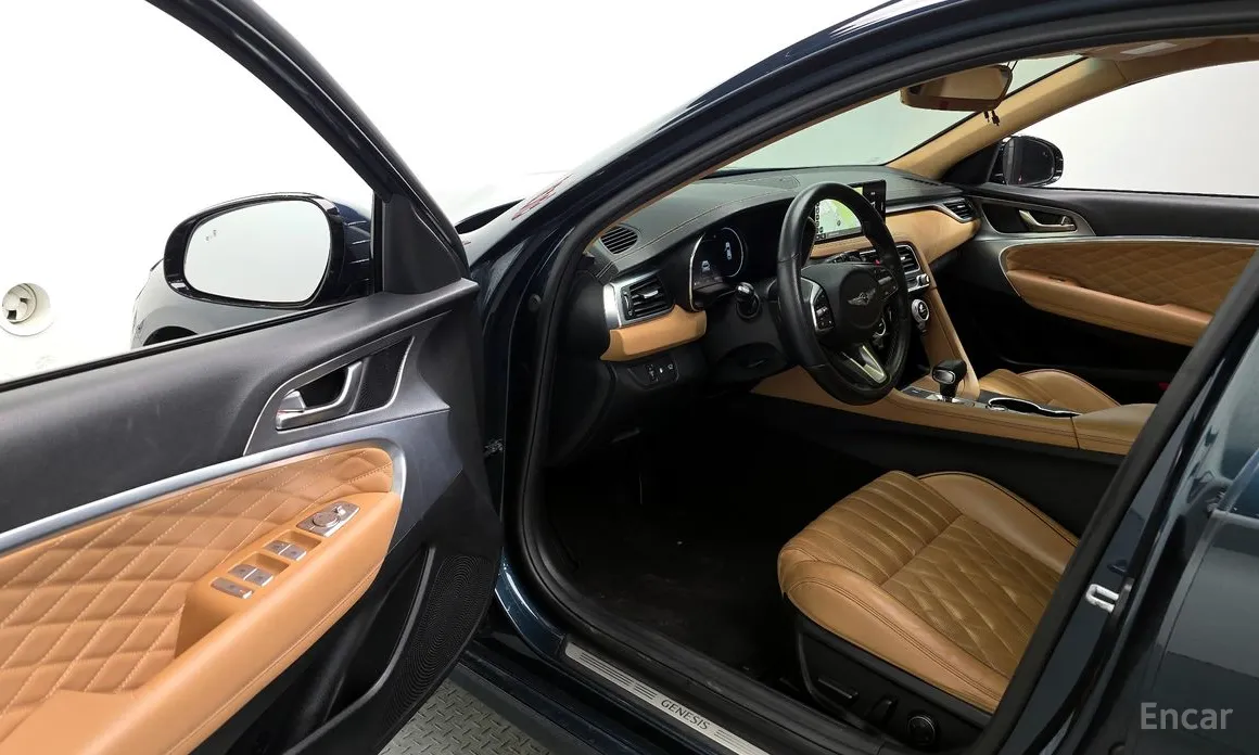 Genesis G70 2022 Gasoline 2.0T 2WD